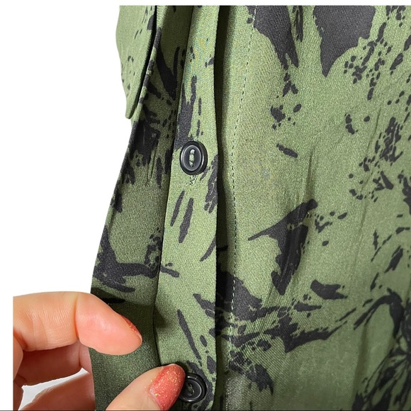 SOLD Parker Brantling olive & black silk halter blouse - Picture 7 of 7